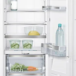 Einbaukühlschrank mit Hyperfresh Zone  140 iger Einbaunische