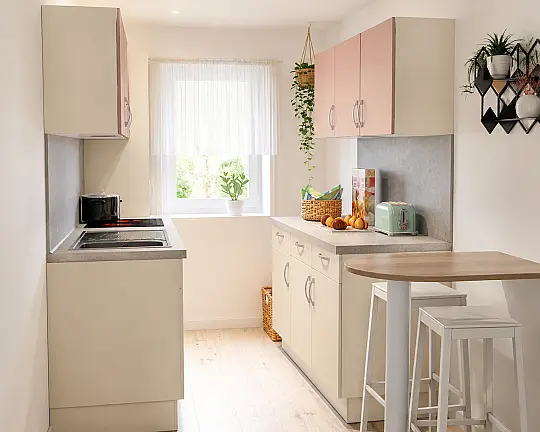 Kleine Küche mit sanftem Charme - Zwei Zeilen Küche - 3876/5