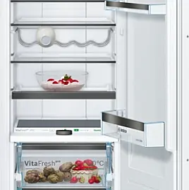 Serie 8 Einbau-Kühlschrank Flachscharnier mit Softeinzug