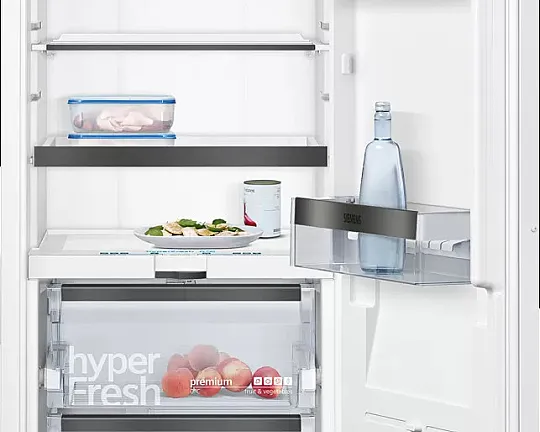 Siemens iQ700, Einbau-Kühlschrank, 122.5 x 56 cm, Flachscharnier mit Softeinzug - KI41FSDD0