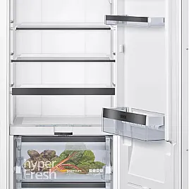 Siemens iQ700, Einbau-Kühlschrank, 140 x 56 cm, Flachscharnier mit Softeinzug