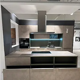Elegante Insel Küche mit modernem Design