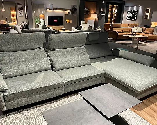 1077 - Polstergarnitur