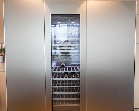b3 Hochwand inkl. Elektrogeräten - b3 Aluminium Sandbeige
