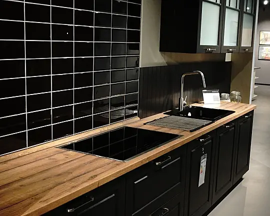 schwarz Seidenmatt lackiert - Dassbach BOK 116