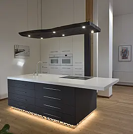 Schreinerküche mit höchsten Designansprüchen