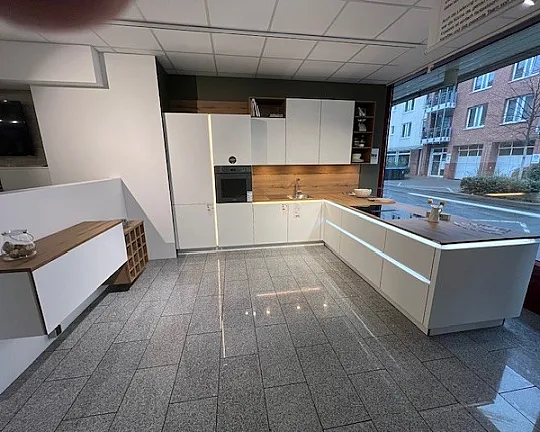 Anti-Finger-Print in weiß mit Vulkaneiche-Eine Kombination der warmen Töne*** - Flair