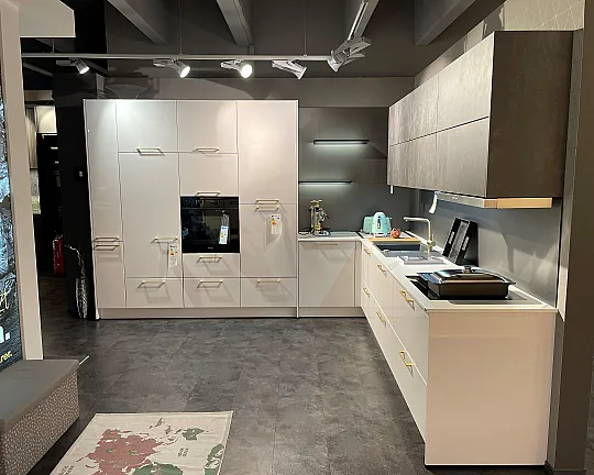Moderne Lack Hochglanz Küche in Satin - Faro C130