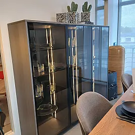 Exklusives Sideboard