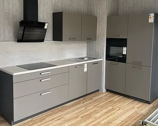 Neue Artego Marken-Einbauküche Modell Turin – Sofort verfügbar inklusive Amica-Einbaugeräte - Turin Basalt