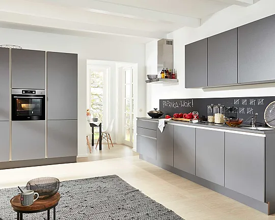moderne Interliving Küche mit AEG Einbaugeräten - Serie 3017