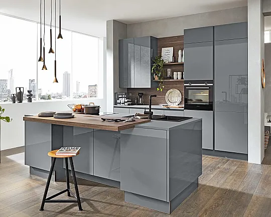 moderne Interliving Küche mit Siemens Einbaugeräten - Serie 3042