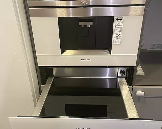 Siemens Einbau-Kaffeevollautomat inkl. Wämeschublade in weiß - CT636LEW1