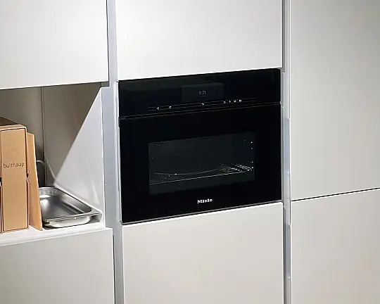Miele Dampfbackofen Obsidianschwarz - DGC 7840 X