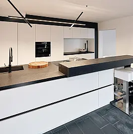 Angebot des Monats : Moderne Grifflosküche Fronten in Lack Matt