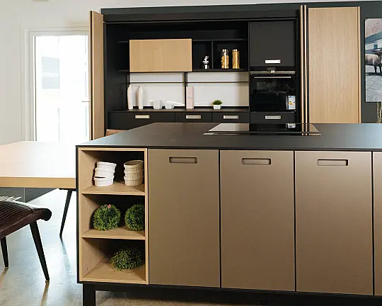 Design. Funktion. Perfektion Designerküche - Pocket-System  Designküche