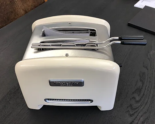 KitshenAid Toaster creme - 5KTT780WAC