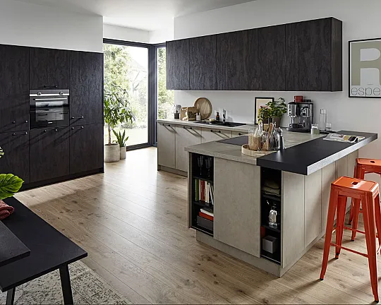 Moderne Familien-Küche in Farbkombination - Kiruna