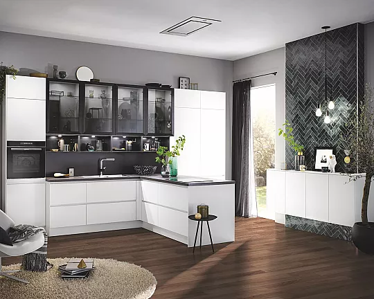 Häcker Classic - Design Küche Faro Weiß (Werbeblock)