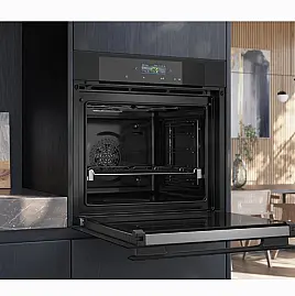 Neuer Backofen matte Ausführung Siemens HB974GLM1