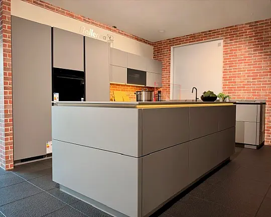 Urban Loft - moderne Eleganz trifft auf Industrial Design - HPL PRO in 3191 Smoke Powder