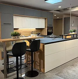 modern Küche mit Insellösung