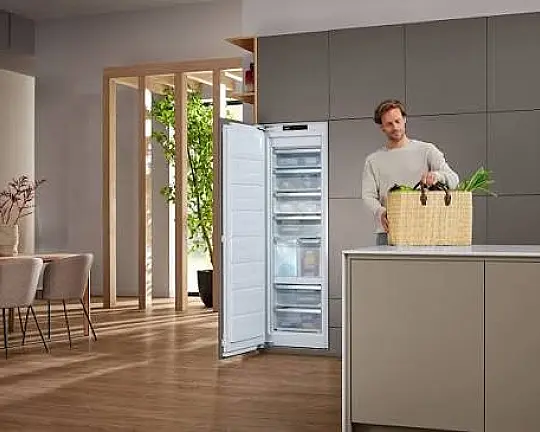 Neu & Originalverpackt - Gefrierschrank FNS 7794 D L 178cm Nische