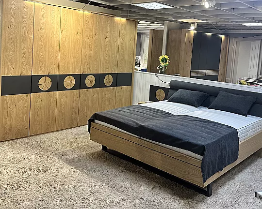 Schlafzimmer-Set in Balkeneiche - Disselkamp CAMBRIDGE