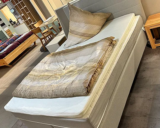 modernes Boxspringbett in 140 x 200 cm - Breckle Springfield