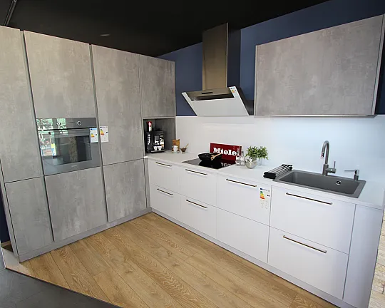 Ausstellungsküche voll ausgestattet Miele, Berbel - Concept130