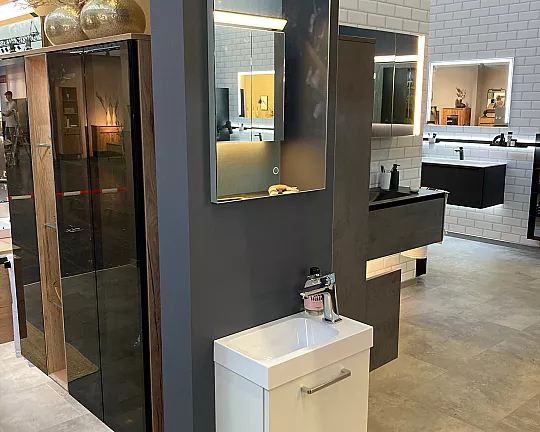 Waschtisch mit LED-Spiegel / Gäste WC-Waschtisch - Senso
