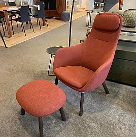 Lounge Chair und Ottoman