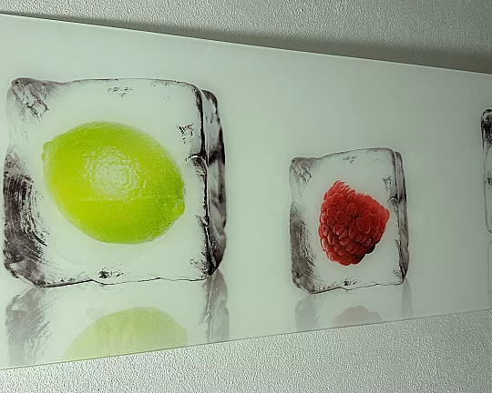 Glasrückwand "Eiswürfel" 6mm - Lechner Glasrückwand