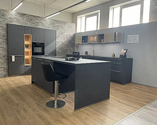 Moderne Küche in Schieferoptik mit hoher Arbeitsplatte - 566 Stone Art 303 Grauschiefer NB in XL-Höhe