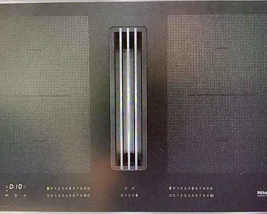 Miele Kochfeld mit Abzug - KMDA 7634 FR