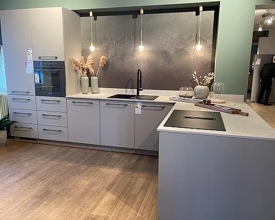 XL31036 Resopal Pro Dark Powder supermatt - XL31036 Resopal Pro Dark Powder supermatt