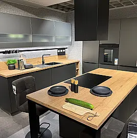 Musterküche aus Koje 125  im Wohnkaufhaus Krefeld