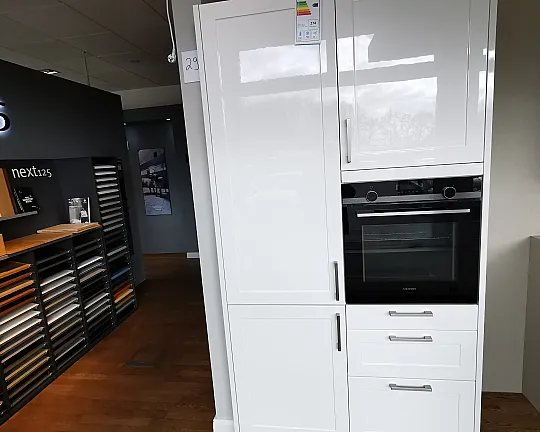 Moderne Landhausküche in weiß Lack Hochglanz - Mikron HL 751 white Lack