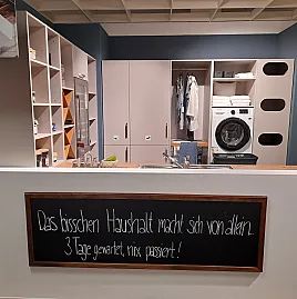 Hauswirtschaftsraum  I  K010