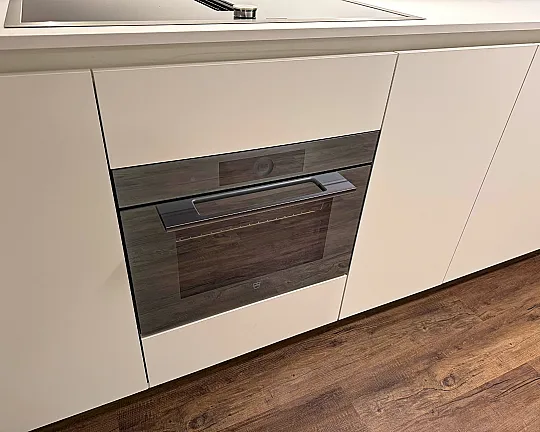 Combair V2000 45 in Spiegelglas Platinum - 2104800008
