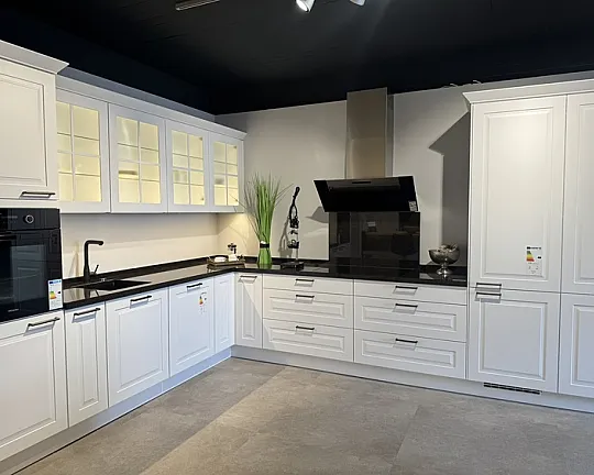 Abverkaufsküche - Sylt 706 in weiß Landhausstil