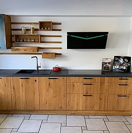 Massivholz Küchenzeile mit  2 Hochschränken ohne Elektrogeräte
