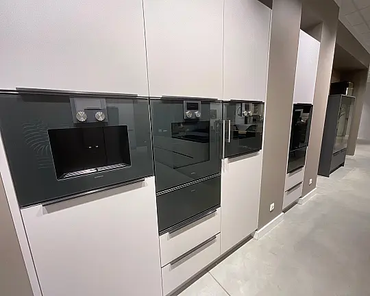 Einbau-Kaffeevollautomat - CMP250102