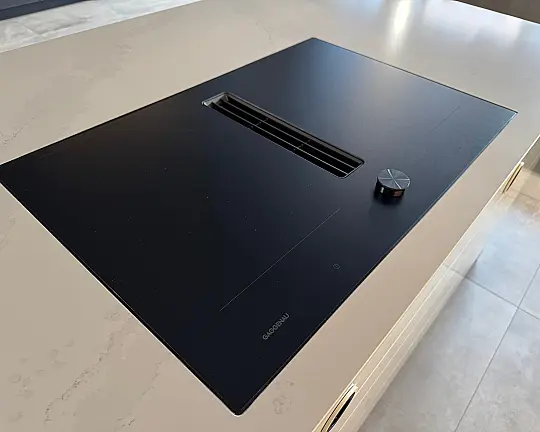 Flexinduktions-Kochfeld Serie 200 mit Absaugung und matter Glasoberfläche - CV282101M