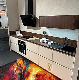 Sehr schöne schlichte Nobiliaküche zum Superpreis