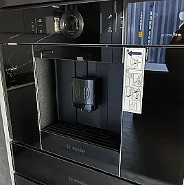 Einbau Kaffee Vollautomat Accentline Serie 8 mit Drehring
