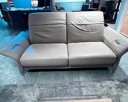 Hochwertige Ledercouch AV965 mit Relaxfunktion, teilweise motorbetrieben - Avantgarde AV 965