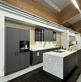 Ausstellungsküche V21 Velluto, 87G Graphit matt