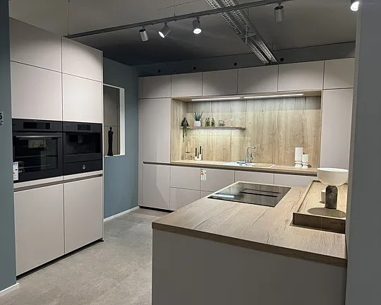 Abverkaufsküche - Schüller Fino Matt in Sandgrau, MS 2025