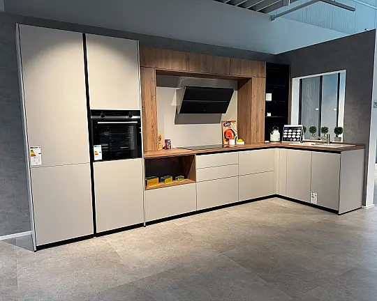 Abverkaufsküche Schüller Smartglass Matt in Kristallgrau - Smartglass Matt in Kristallgrau